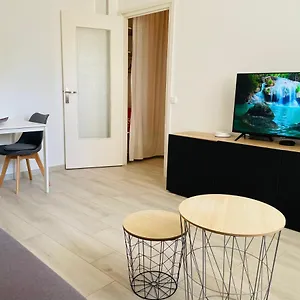 https://magnifique-studio-independant-au-rez-de-chaussee.hotels-rhonealpes.com